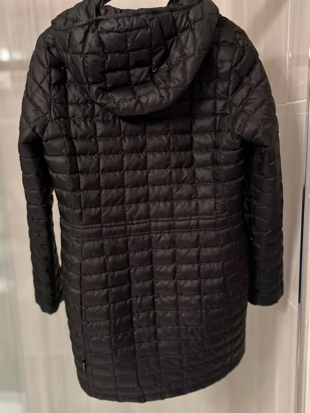 The North Face Women's ThermoBall Quilted Hooded Parka Jacket Black Size M - Picture 2 of 5